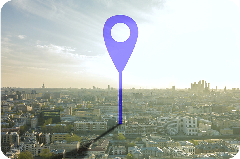 Stadt von oben mit Positionierungsmarkierung